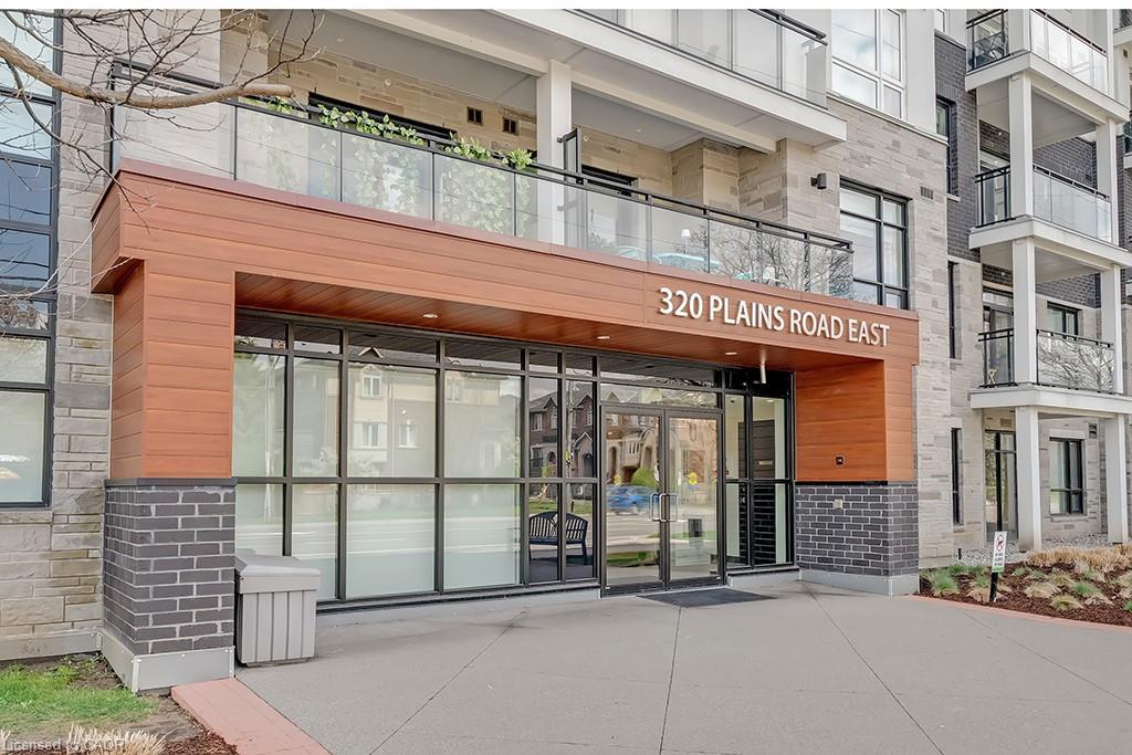 502-320 Plains Road E, Burlington, ON - Outdoor With Balcony