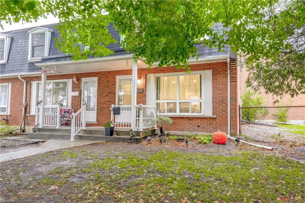 35-132 Barlake Avenue, Hamilton, ON - Outdoor