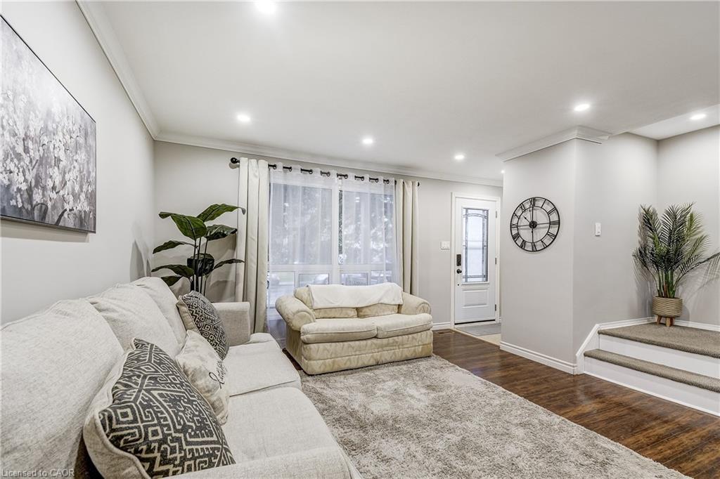 35-132 Barlake Avenue, Hamilton, ON - Indoor