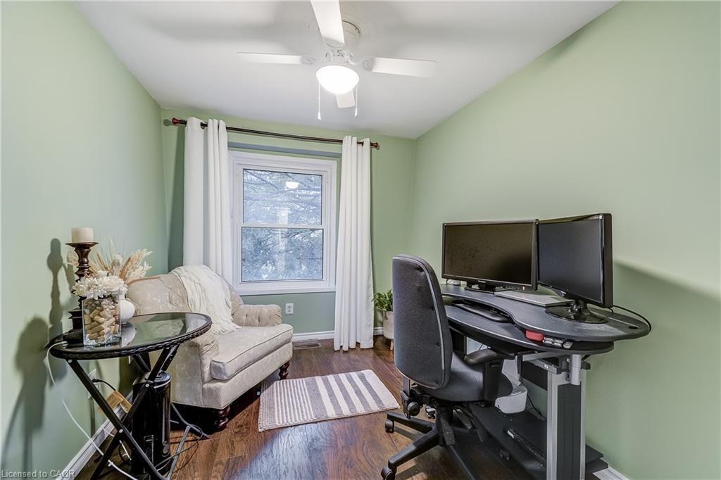 35-132 Barlake Avenue, Hamilton, ON - Indoor Photo Showing Office