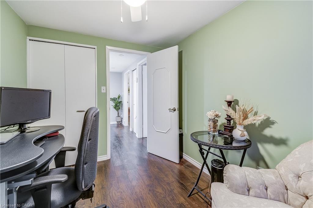 35-132 Barlake Avenue, Hamilton, ON - Indoor Photo Showing Office