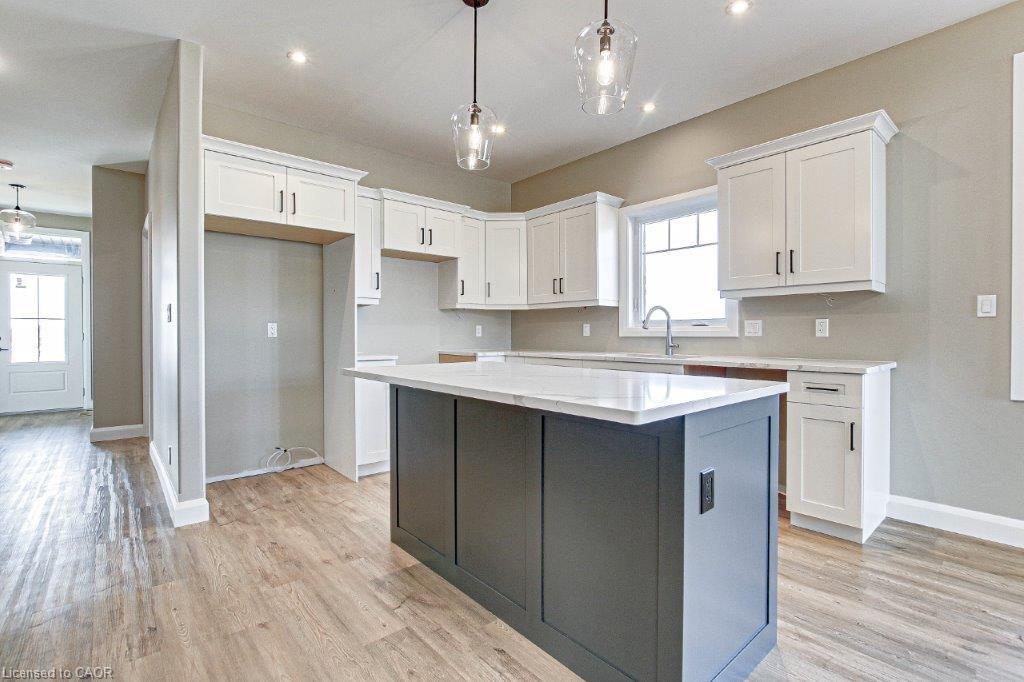 383 Argyle Avenue, Delhi, ON - Indoor Photo Showing Kitchen