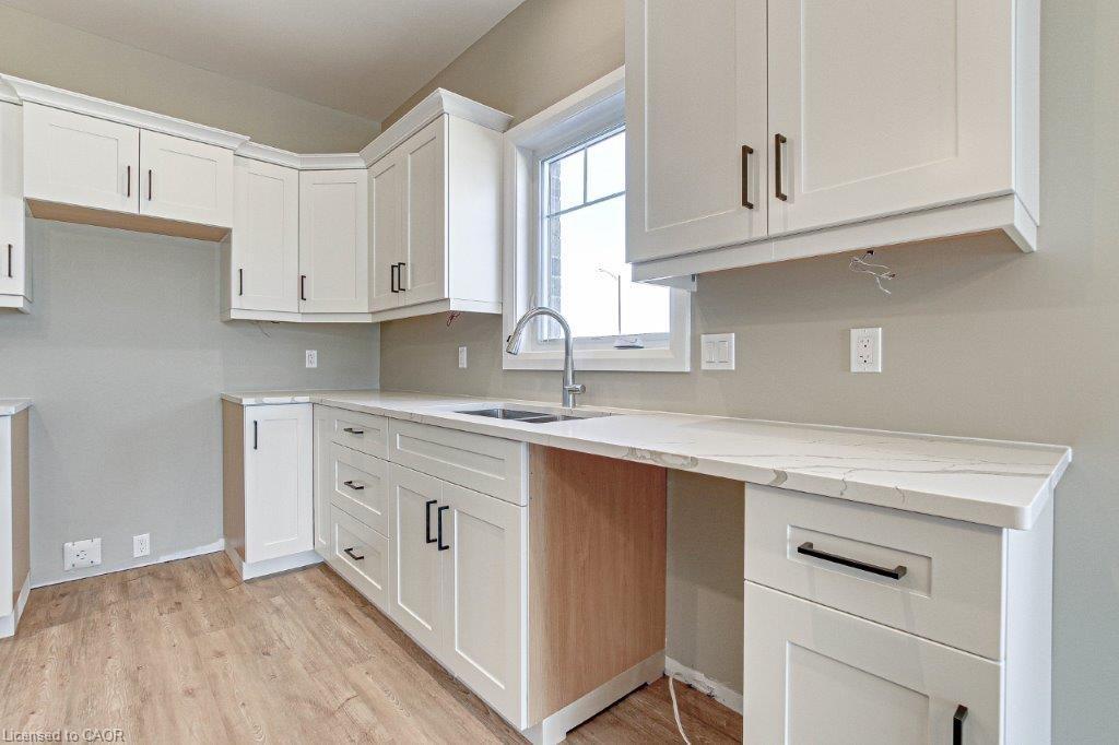 383 Argyle Avenue, Delhi, ON - Indoor Photo Showing Kitchen With Double Sink