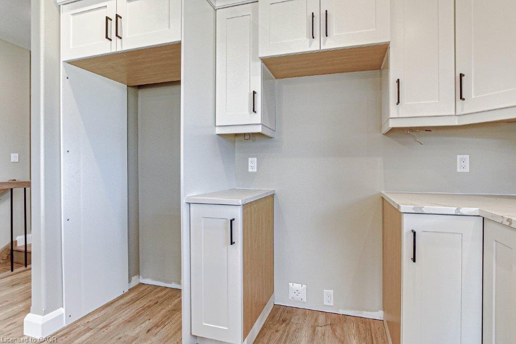 383 Argyle Avenue, Delhi, ON - Indoor Photo Showing Kitchen