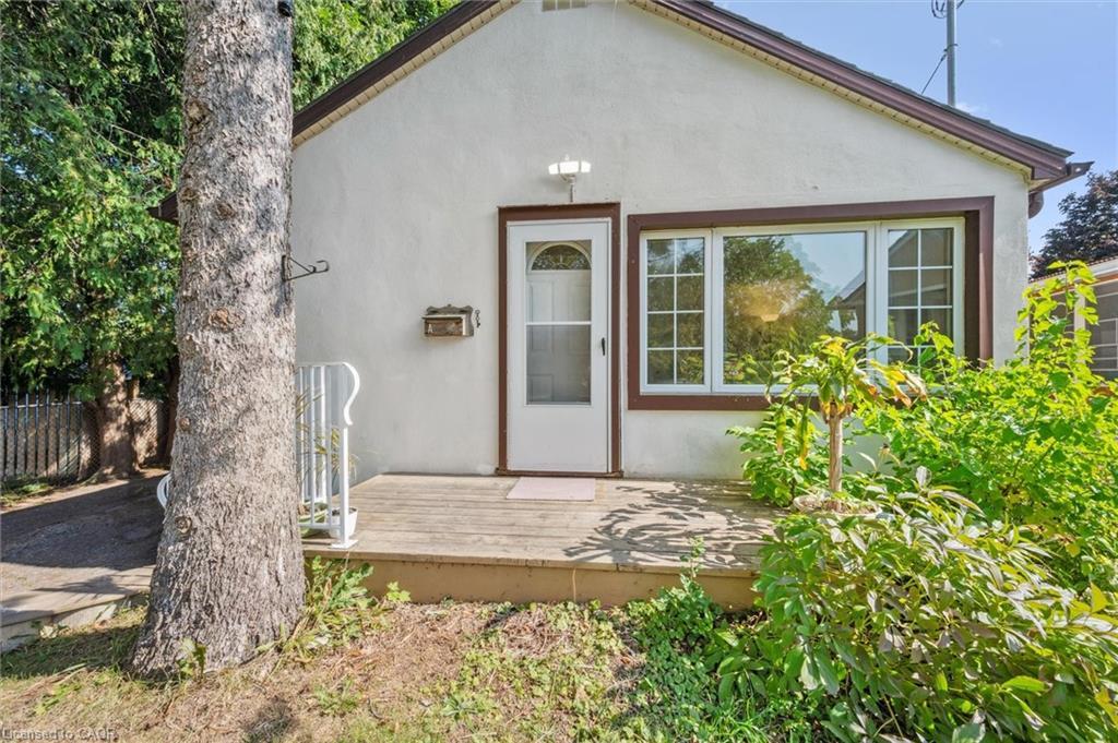 321 Vine Street, Cambridge, ON - Outdoor