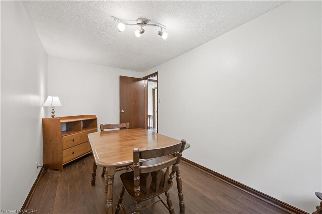 321 Vine Street, Cambridge, ON - Indoor Photo Showing Other Room