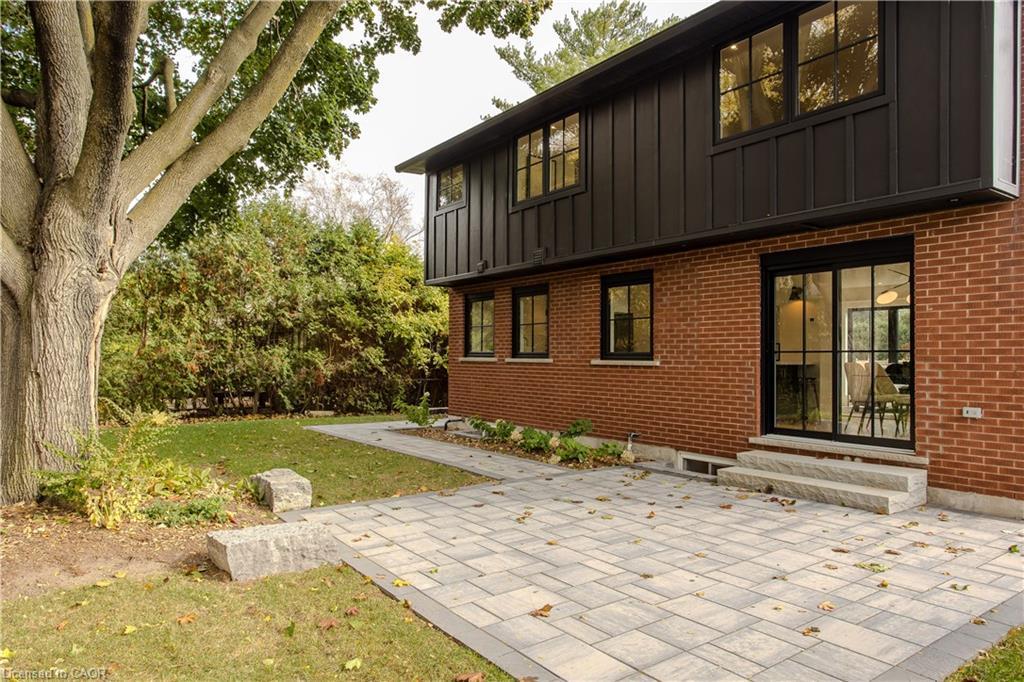 3029 Eva Drive, Burlington, ON - Outdoor With Exterior