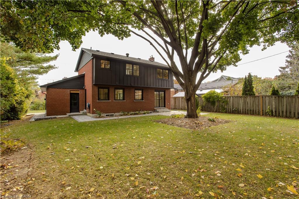 3029 Eva Drive, Burlington, ON - Outdoor