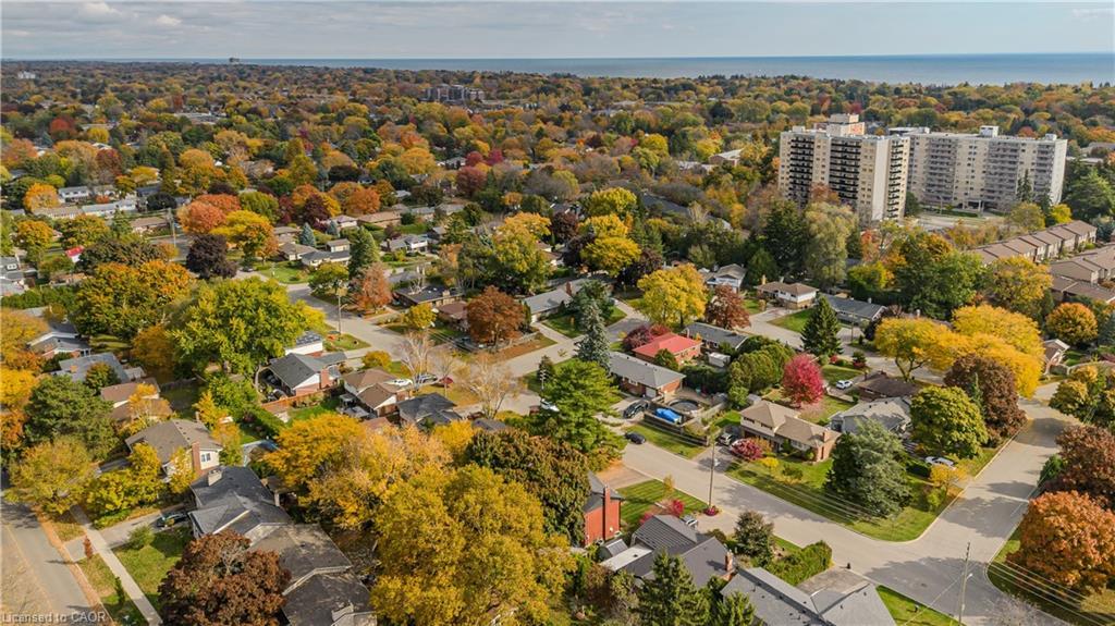 3029 Eva Drive, Burlington, ON - Outdoor With View