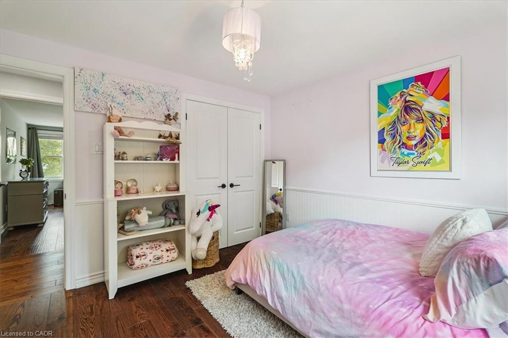 1923 Steepbank Crescent, Mississauga, ON - Indoor Photo Showing Bedroom