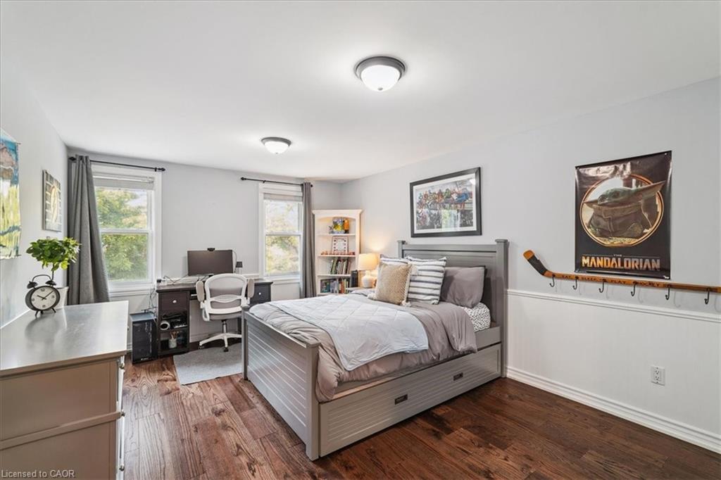 1923 Steepbank Crescent, Mississauga, ON - Indoor Photo Showing Bedroom