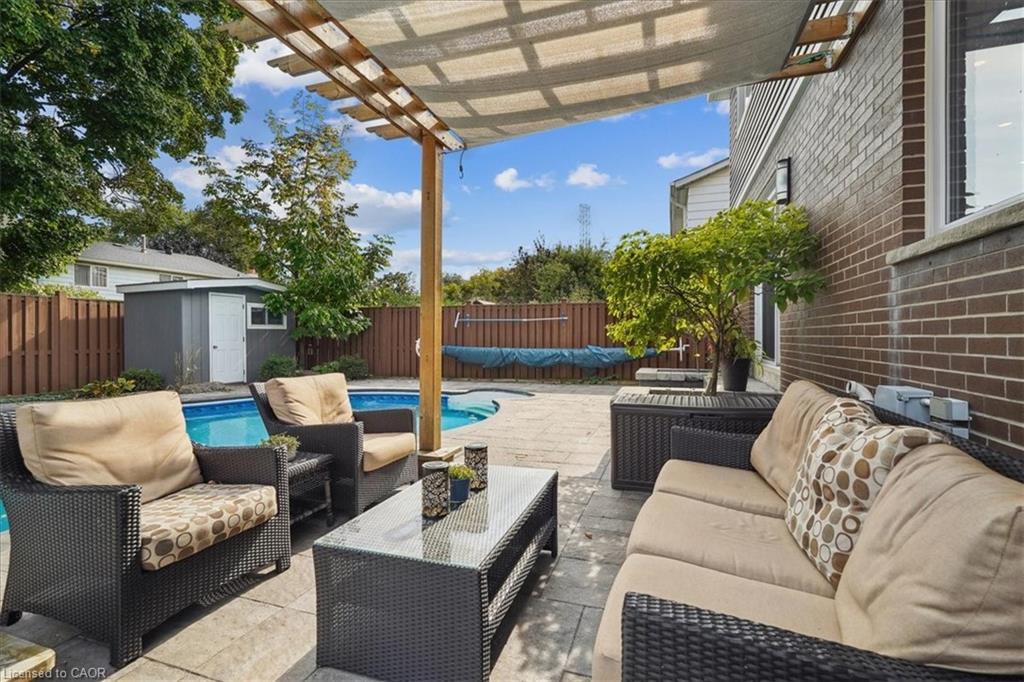 1923 Steepbank Crescent, Mississauga, ON - Outdoor With In Ground Pool With Deck Patio Veranda With Exterior