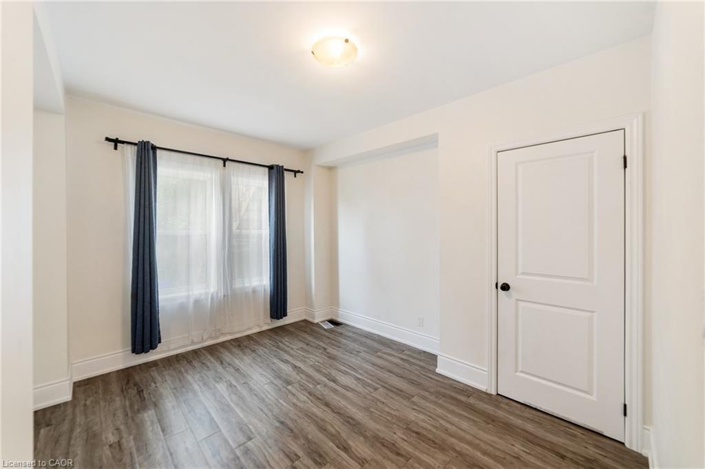 27 Melrose Avenue S, Hamilton, ON - Indoor Photo Showing Other Room