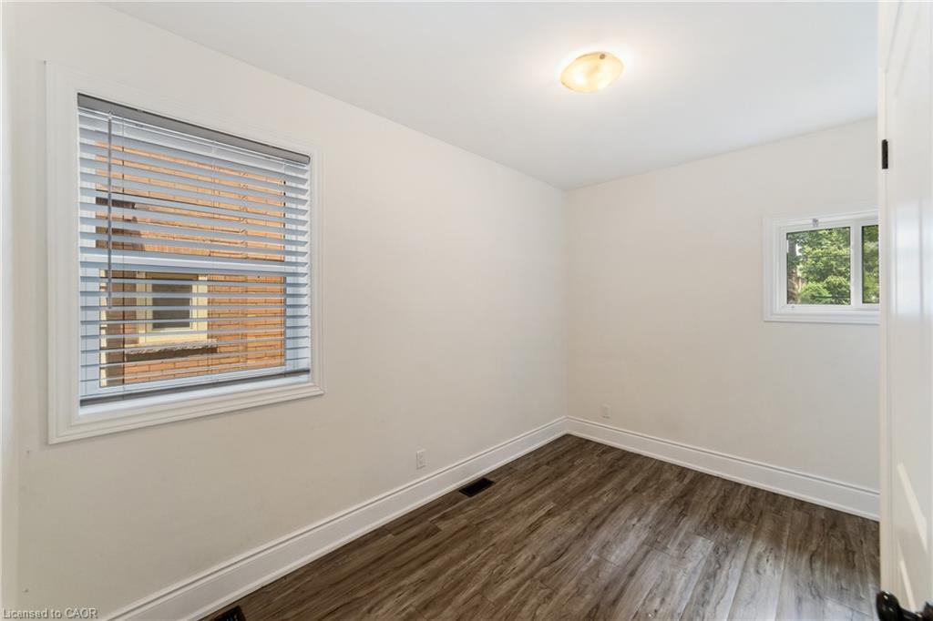 27 Melrose Avenue S, Hamilton, ON - Indoor Photo Showing Other Room