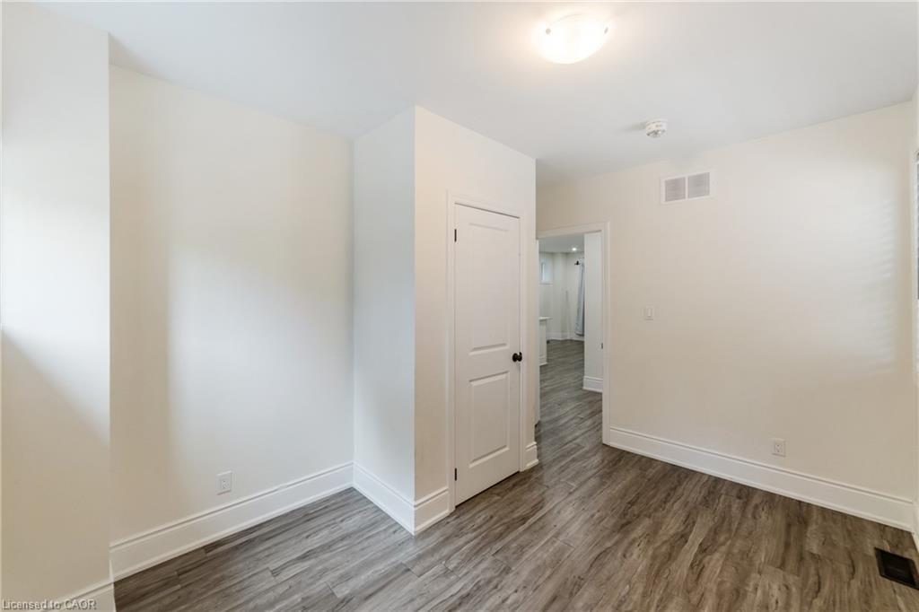 27 Melrose Avenue S, Hamilton, ON - Indoor Photo Showing Other Room