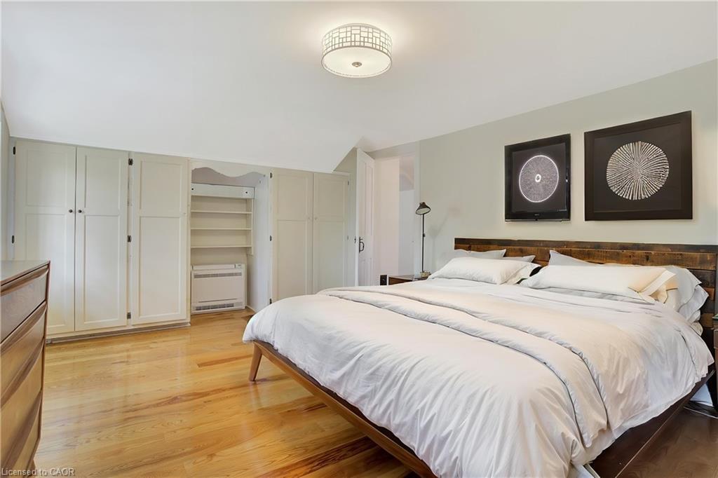 17 The Kirksway, Kitchener, ON - Indoor Photo Showing Bedroom