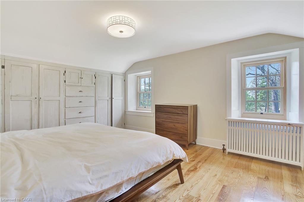 17 The Kirksway, Kitchener, ON - Indoor Photo Showing Bedroom