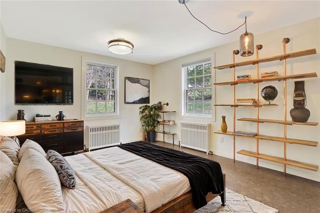 17 The Kirksway, Kitchener, ON - Indoor Photo Showing Bedroom
