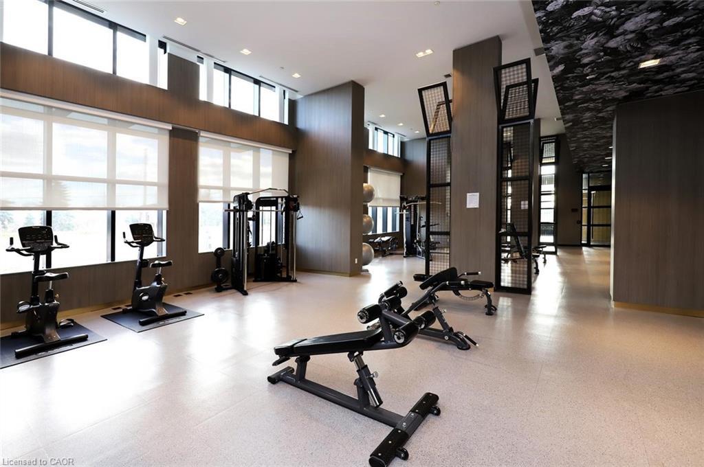 Ph02-405 Dundas Street W, Oakville, ON - Indoor Photo Showing Gym Room