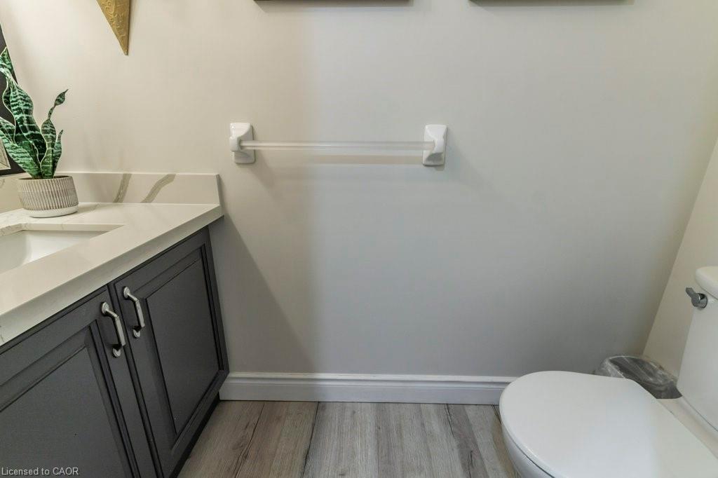 19 Apple Ridge Drive, Kitchener, ON - Indoor Photo Showing Bathroom
