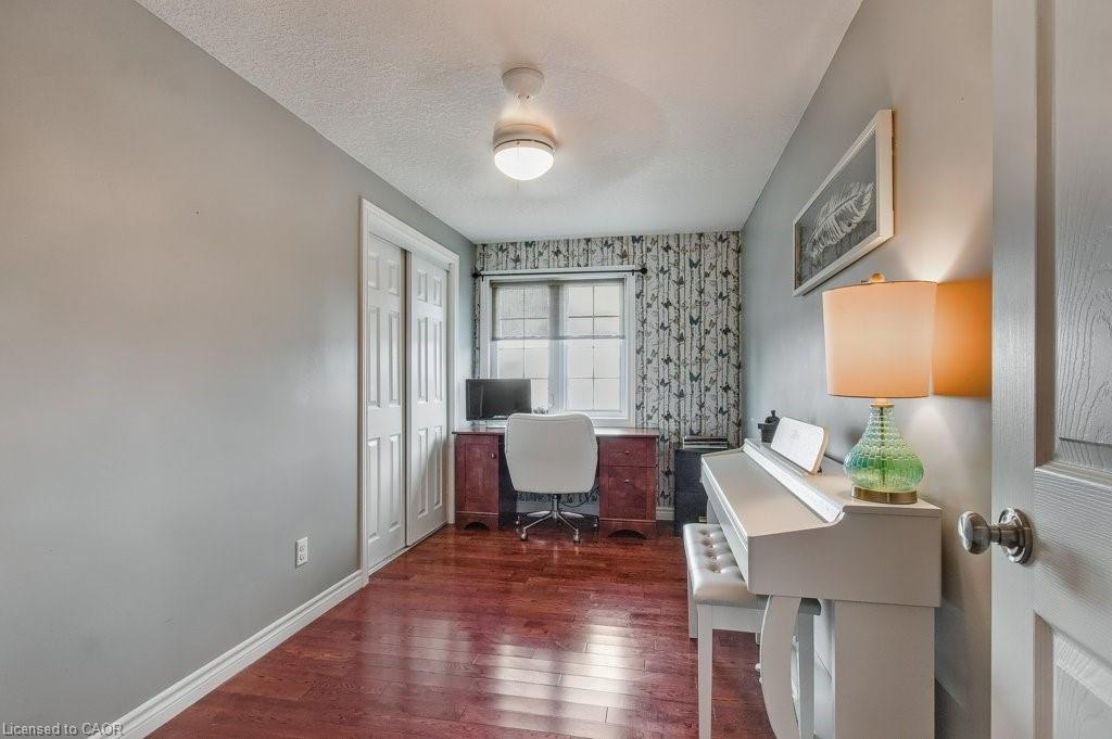 19 Apple Ridge Drive, Kitchener, ON - Indoor Photo Showing Other Room