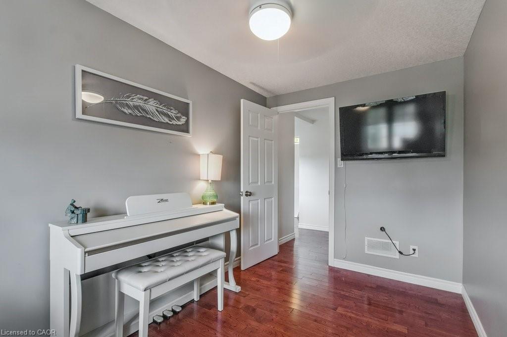 19 Apple Ridge Drive, Kitchener, ON - Indoor