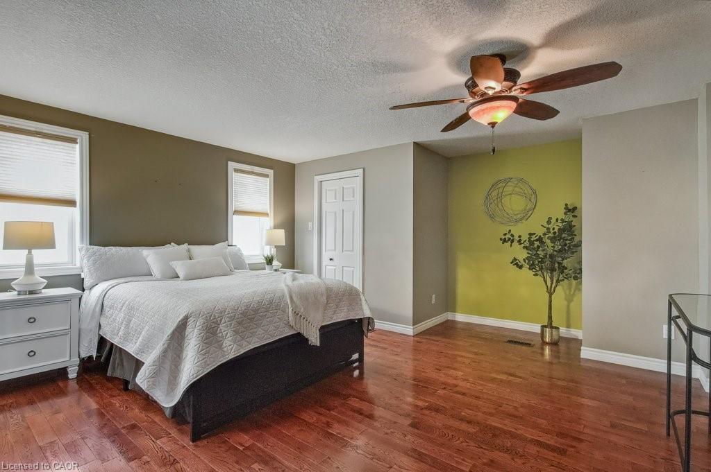 19 Apple Ridge Drive, Kitchener, ON - Indoor Photo Showing Bedroom