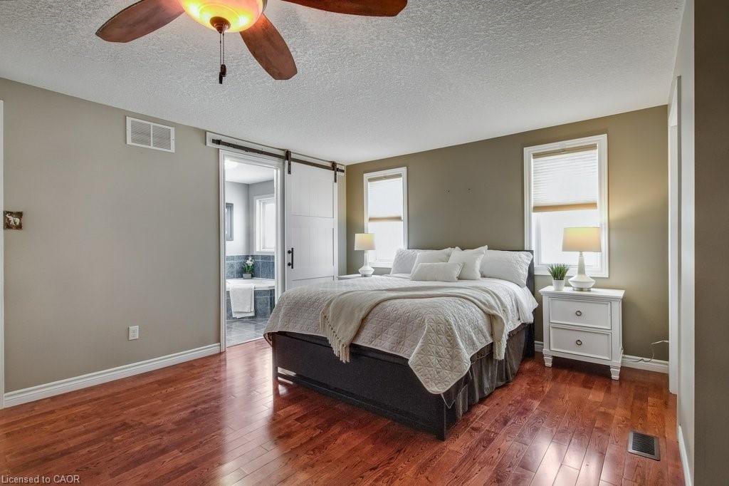 19 Apple Ridge Drive, Kitchener, ON - Indoor Photo Showing Bedroom