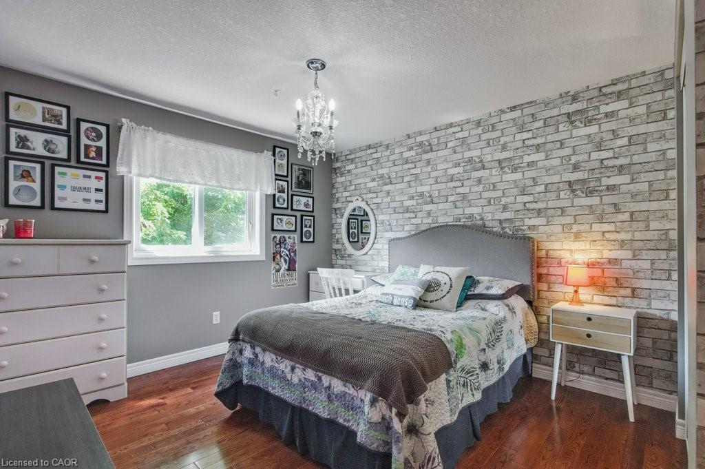 19 Apple Ridge Drive, Kitchener, ON - Indoor Photo Showing Bedroom