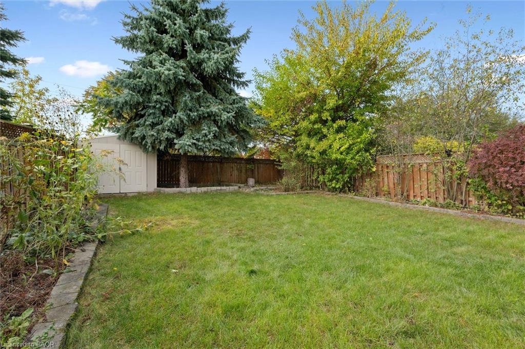 140 Veronica Drive, Kitchener, ON - Outdoor