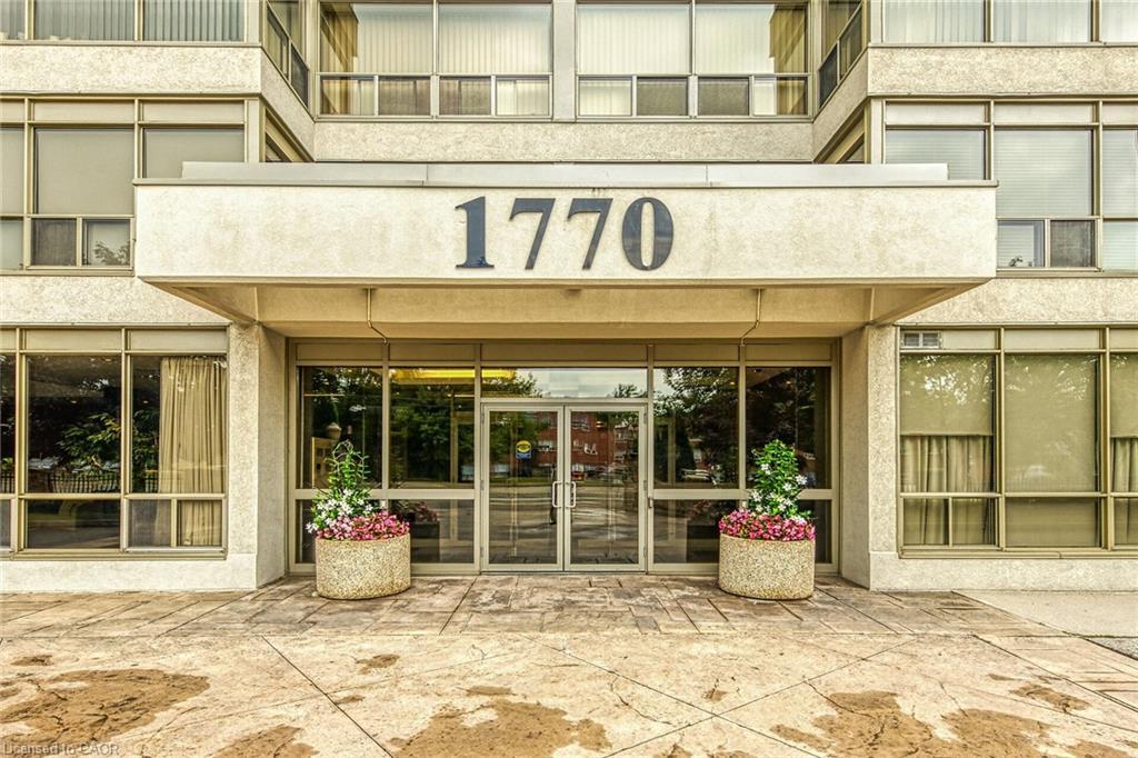 105-1770 Main Street W, Hamilton, ON - Outdoor