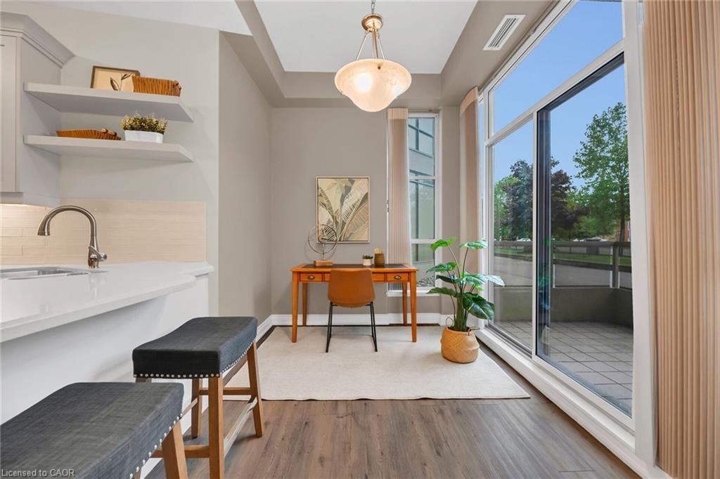 105-1770 Main Street W, Hamilton, ON - Indoor