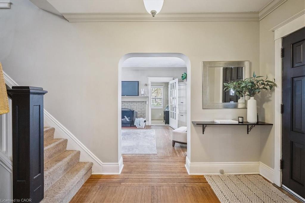 263 Hart Avenue, Burlington, ON - Indoor Photo Showing Other Room