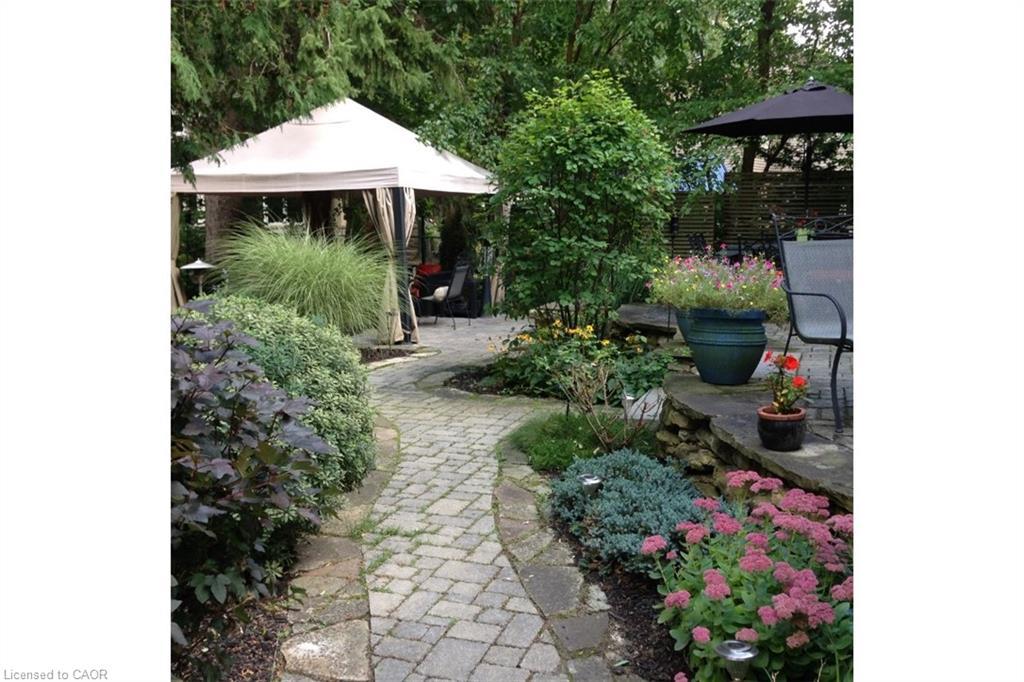 263 Hart Avenue, Burlington, ON - Outdoor