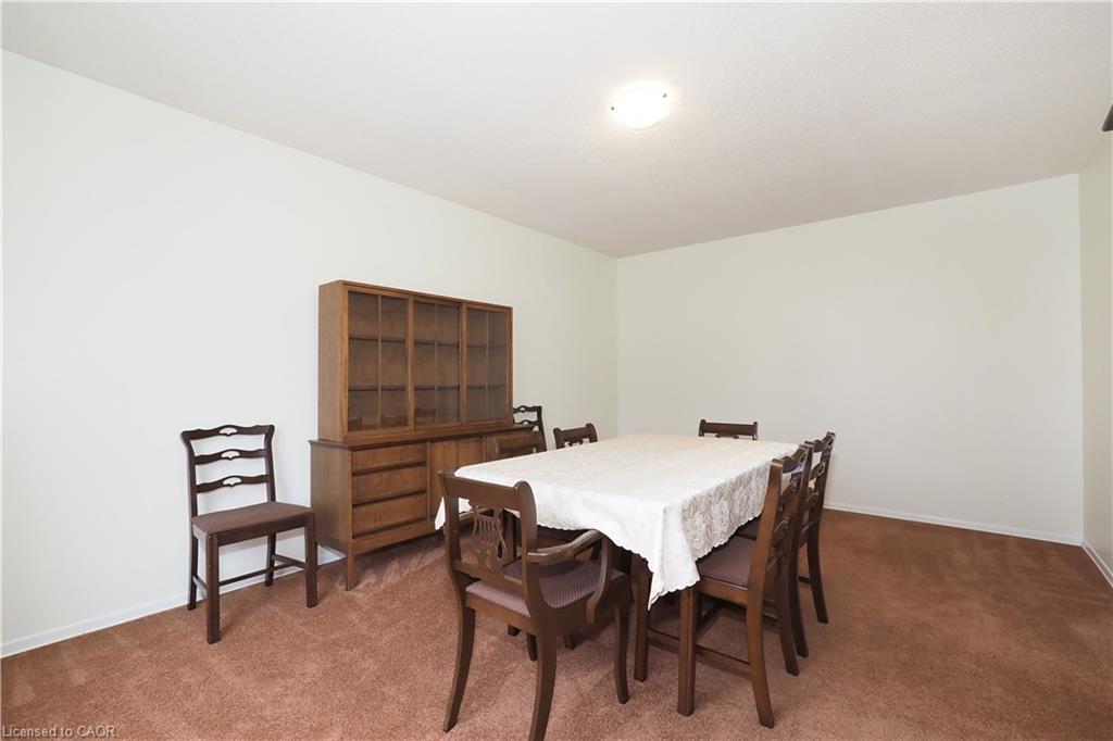 197 Wedgewood Drive, Cambridge, ON - Indoor Photo Showing Dining Room