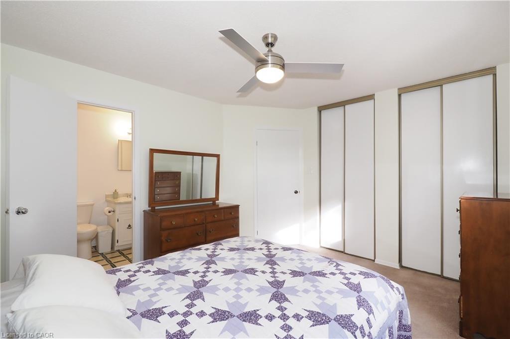 197 Wedgewood Drive, Cambridge, ON - Indoor Photo Showing Bedroom