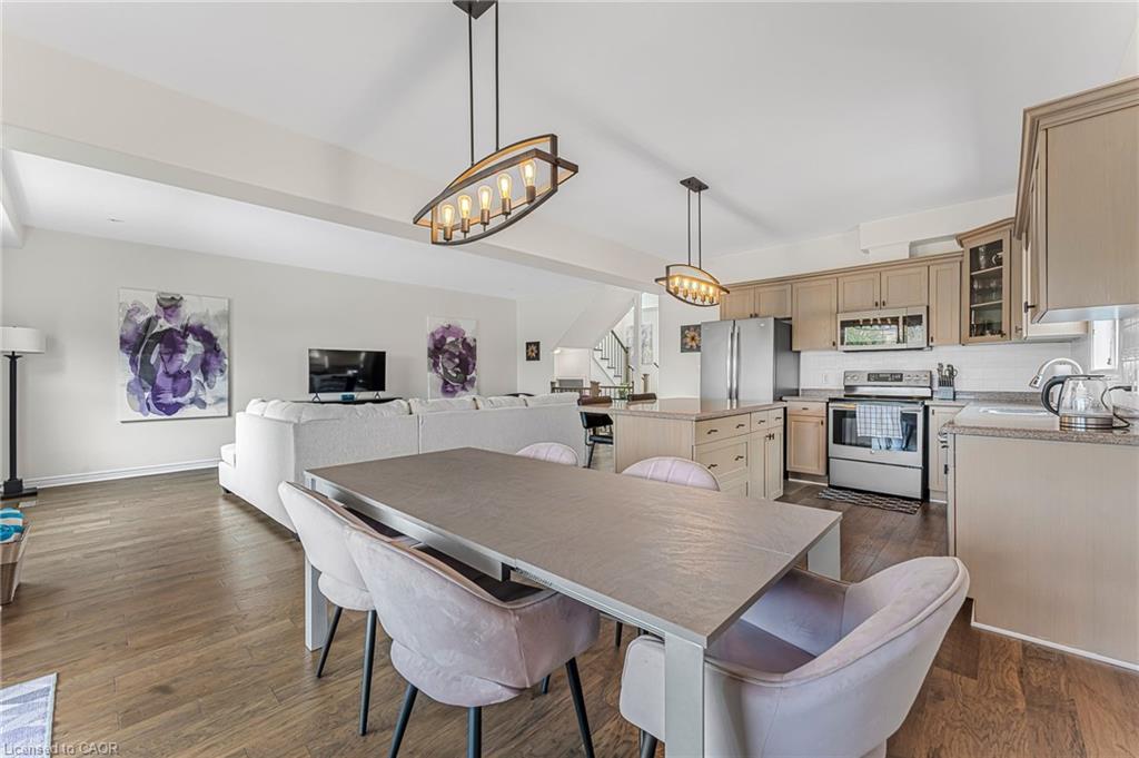 80 Loretta Drive, Virgil, ON - Indoor Photo Showing Other Room