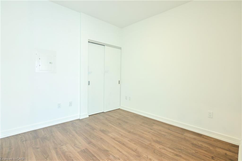 1803-5 Wellington Street S, Waterloo, ON - Indoor Photo Showing Other Room
