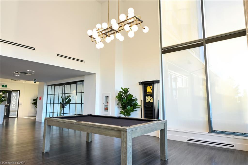 1803-5 Wellington Street S, Waterloo, ON - Indoor Photo Showing Other Room