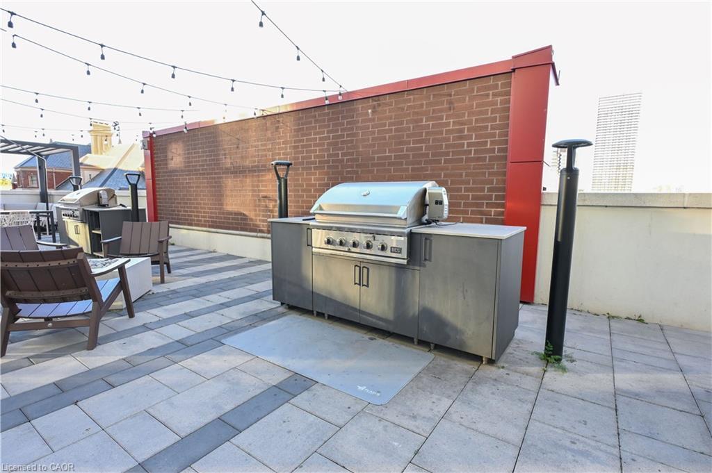 1803-5 Wellington Street S, Waterloo, ON - Outdoor With Exterior