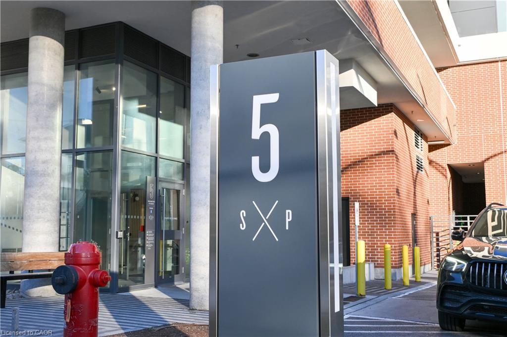 1803-5 Wellington Street S, Kitchener, ON - Outdoor With Exterior