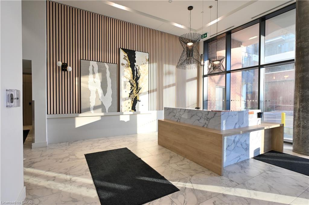 1803-5 Wellington Street S, Kitchener, ON - Indoor Photo Showing Other Room