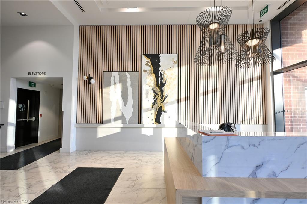 1803-5 Wellington Street S, Waterloo, ON - Indoor Photo Showing Other Room