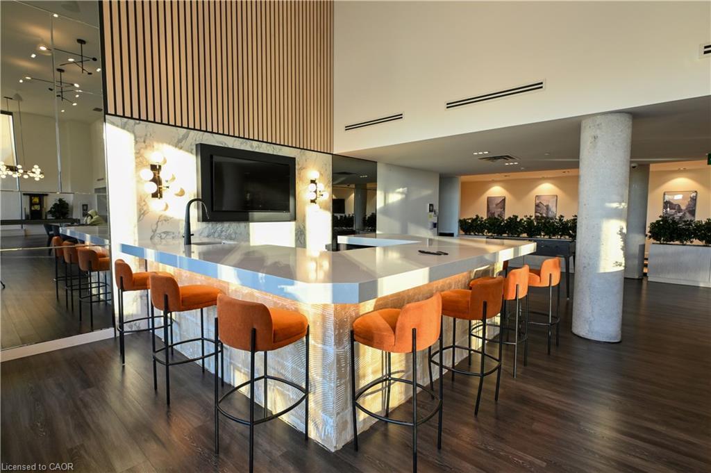 1803-5 Wellington Street S, Kitchener, ON - Indoor Photo Showing Dining Room