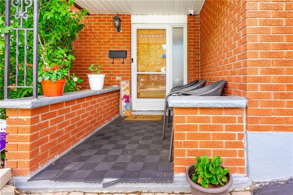 55 Ramblewood Way, Kitchener, ON - Outdoor With Exterior