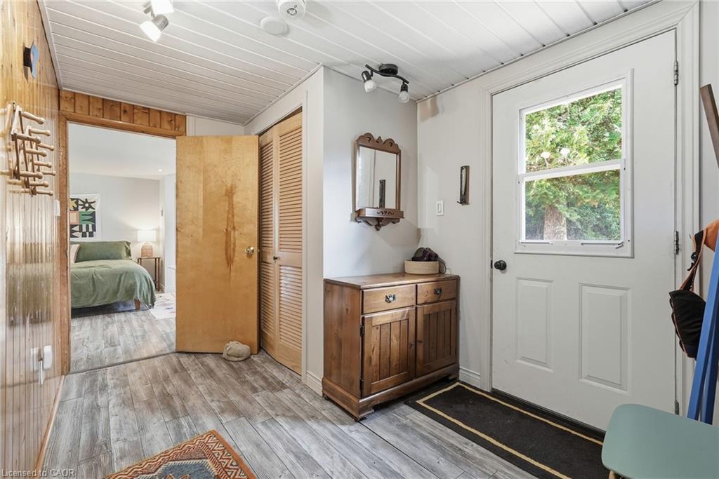 68 Parker Island Road, Lions Head, ON - Indoor Photo Showing Other Room