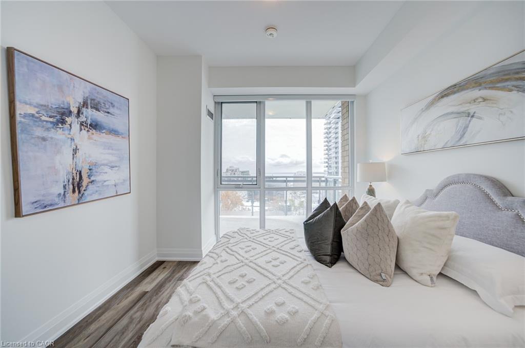 906-2025 Maria Street, Burlington, ON - Indoor Photo Showing Bedroom