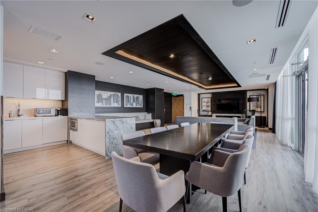 906-2025 Maria Street, Burlington, ON - Indoor