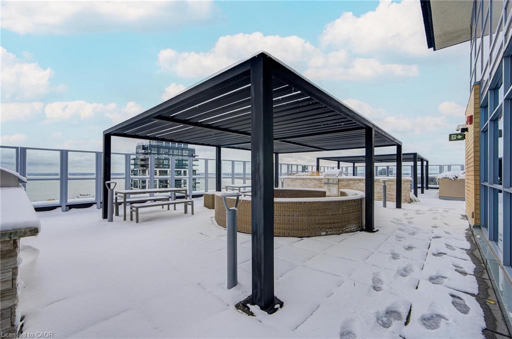 906-2025 Maria Street, Burlington, ON - Outdoor