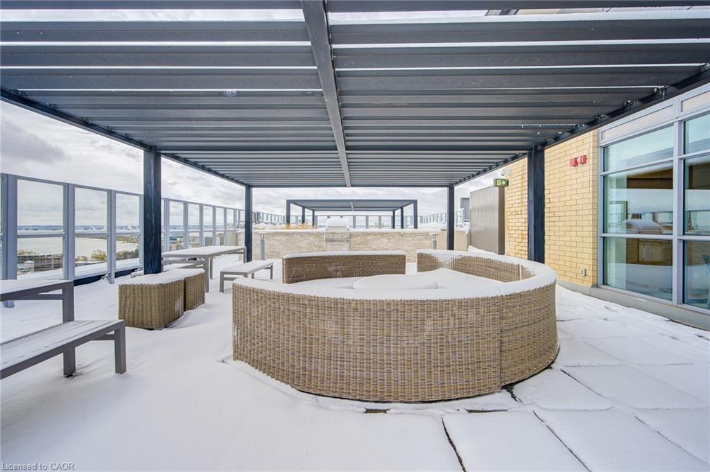 906-2025 Maria Street, Burlington, ON - Outdoor With Deck Patio Veranda With Exterior